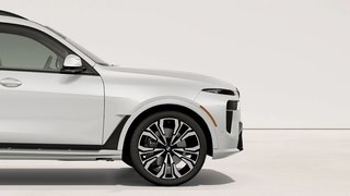 2027 BMW X7 xDrive40i - photo 4