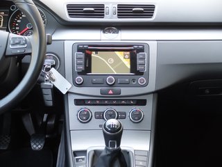 Volkswagen Passat Variant 2.0 TDI Bluemotion Comfortline Scheckheft - foto 17
