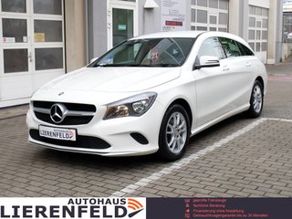 Mercedes-Benz CLA 180 Shooting Brake aus 1.Hand Keyless - photo 1