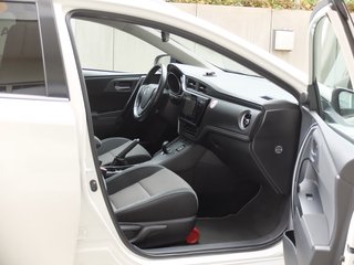Toyota Auris Touring Sports Hybrid - фото 14