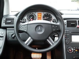 Mercedes-Benz B 180 Sportpaket Automatik Mercedes Scheckheft - bilder 14