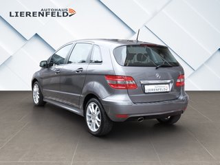 Mercedes-Benz B 180 Sportpaket Automatik Mercedes Scheckheft - bilder 4