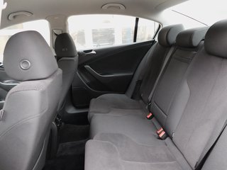 Volkswagen Passat 2.0 TDI Comfortline 1.Hand nur 24 Tkm - photo 11