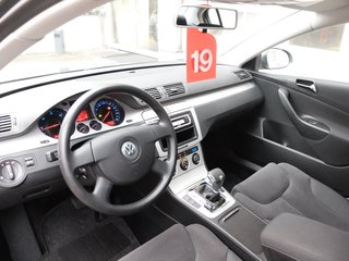 Volkswagen Passat 2.0 TDI Comfortline 1.Hand nur 24 Tkm - photo 8
