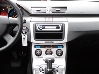 Volkswagen Passat 2.0 TDI Comfortline 1.Hand nur 24 Tkm - photo 15