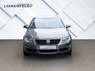 Volkswagen Passat 2.0 TDI Comfortline 1.Hand nur 24 Tkm - photo 3