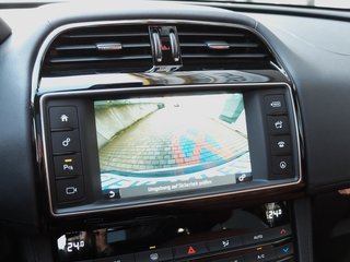 Jaguar F-Pace 30d Prestige AWD Leder Panorama - bilder 15