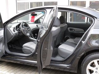 Chevrolet Cruze 2.0d aus 1.Hand TÜV NEU - bilder 11