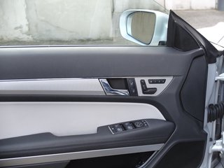 Mercedes-Benz E 250 CDI Coupe AMG Paket Panorama - bilder 9