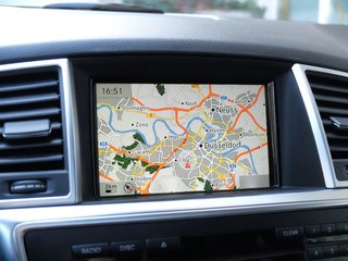 Mercedes-Benz ML 350 Mercedes Scheckheft - bilder 8