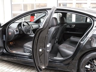 Jaguar XF 2.2 Diesel R Line aus 1.Hand - photo 15