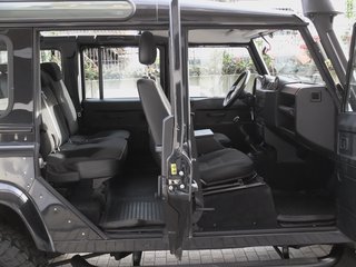 Land Rover Defender 110 E Station Wagon Mega Optik Scheckheftgepflegt - bilder 12