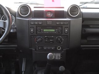 Land Rover Defender 110 E Station Wagon Mega Optik Scheckheftgepflegt - bilder 14