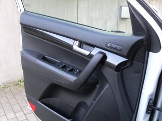 Kia Sorento  2.2 CRDi Platinum Edition 4WD - фото 10