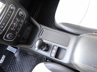 Kia Sorento  2.2 CRDi Platinum Edition 4WD - фото 11