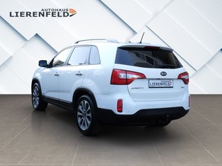 Kia Sorento  2.2 CRDi Platinum Edition 4WD - фото 6
