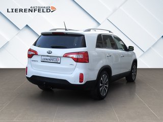 Kia Sorento  2.2 CRDi Platinum Edition 4WD - фото 5