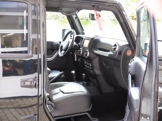 Jeep Wrangler 3.8 V6 Sahara LPG Gasanlage - bilder 17
