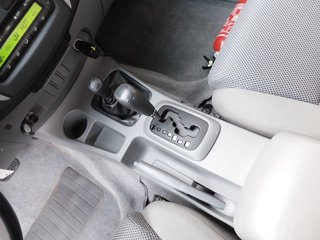 Toyota Hilux 3.0 TD Double Cab Life 4x4 1.Hand - фото 11