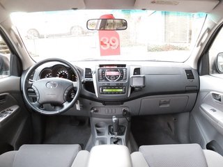 Toyota Hilux 3.0 TD Double Cab Life 4x4 1.Hand - фото 8