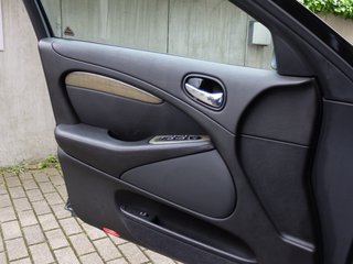Jaguar S-Type 4.0 V8 Sport nur 85 Tkm - bilder 9