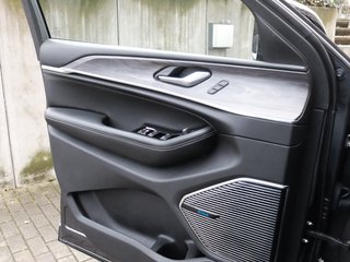 Jeep Grand Cherokee Overland Plug-In-Hybrid 4xe - foto 11