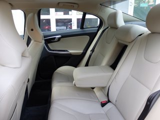 Volvo S60 Momentum 2.0 D3 Automatik Leder - photo 11