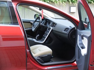 Volvo S60 Momentum 2.0 D3 Automatik Leder - photo 12