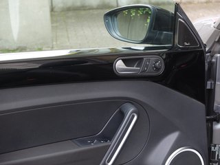 Volkswagen Beetle Cabriolet 2.0 TDI Sport Mega Ausstattung - photo 18