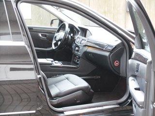 Mercedes-Benz E 350 E T CGI Mega Ausstattung - foto 17