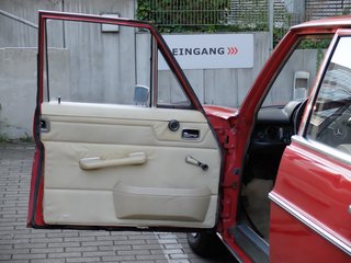 Mercedes-Benz W 114/115 Strich-Acht nur 3 Vorhalter - фото 7