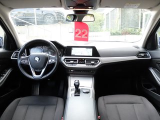 BMW 318 d Advantage Automatik - фото 14