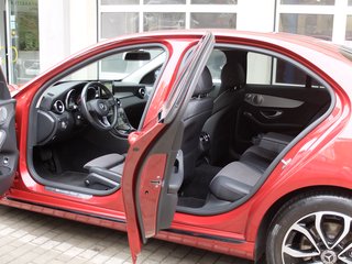 Mercedes-Benz C 180 CGI Avantgarde Automatik Night Paket Burmester - foto 12