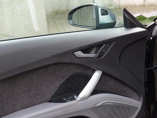 Audi TTS Roadster Audi Scheckheft - foto 9