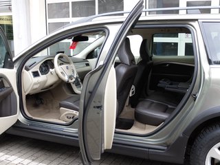 Volvo XC70 2.4D Momentum AWD nur 53 Tkm - photo 13