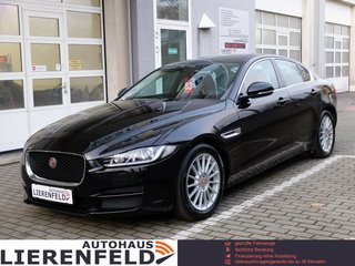 Jaguar XE XE Prestige Automat Leder Navi Jaguar Scheckheft - photo 1