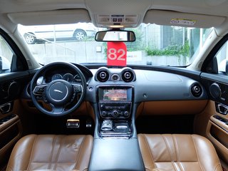 Jaguar XJ 3.0D V6 Portfolio Lang Mega Ausstattung - фото 8