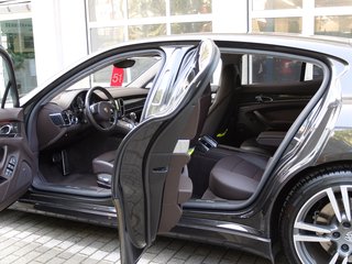Porsche Panamera Turbo PZ Scheckheft nur 72 Tkm - foto 14