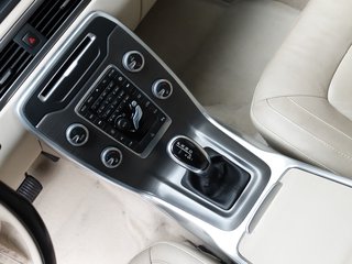 Volvo V70 Momentum Mega Ausstattung - foto 11