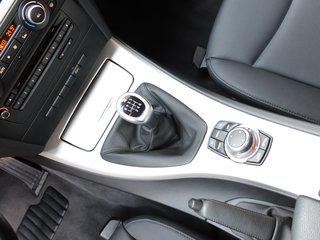 BMW 318 d Leder Navi AHK nur 49 Tkm - foto 12