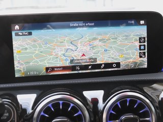 Mercedes-Benz CLA 180 Shooting Brake Automatik nur 11 Tkm - foto 8