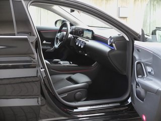 Mercedes-Benz CLA 180 Shooting Brake Automatik nur 11 Tkm - foto 14