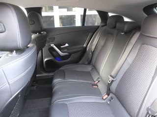 Mercedes-Benz CLA 180 Shooting Brake Automatik nur 11 Tkm - foto 17