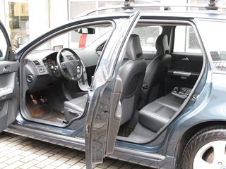 Volvo V50 Kombi 1.6 D Drive Momentum Mega Ausstattung - foto 11