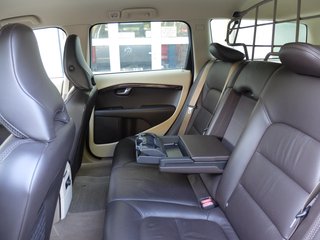 Volvo XC70 2.4D Kinetic Leder aus 1.Hand nur 72 Tkm - photo 12