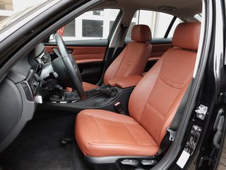 BMW 318i Leder aus 1.Hand nur 31 Tkm - photo 11
