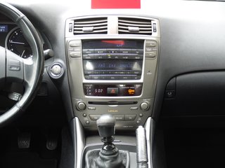 Lexus IS 220d Limited aus 1.Hand - фото 11
