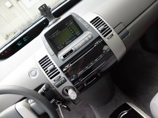 Toyota Prius Sol nur 68 Tkm wie neu - photo 11