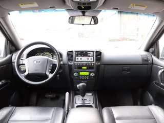 Kia Sorento 2.5 CRDi VGT EX aus 1.Hand - фото 8