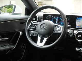 Mercedes-Benz CLA 180 SB Automatik LED Widescreen - фото 11